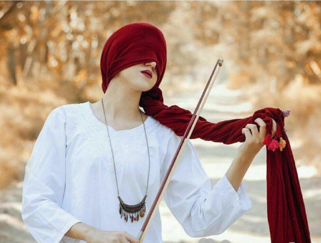 یادداشتی از «آیدا گلنسایی»: تحلیل مقایسهای تفکر شعری «شهرام شیدایی» و «گروس عبدالملکیان»