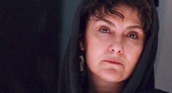 درباره‌ی زویا پیرزاد و نشان شوالیه