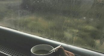 روی جادۀ نمناک ساختۀ سهیل حکمت آرا